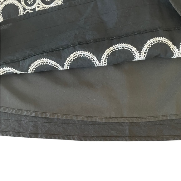 Peter Nygard black & white embroidered Aline cotton modesty skirt size 6 petite - Picture 7 of 12